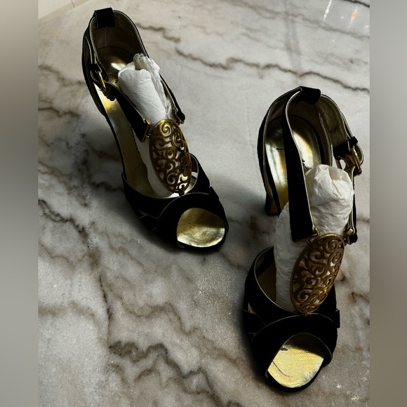 Guiseppe Zanotti Black Suede Sandals - Picture 7 of 13